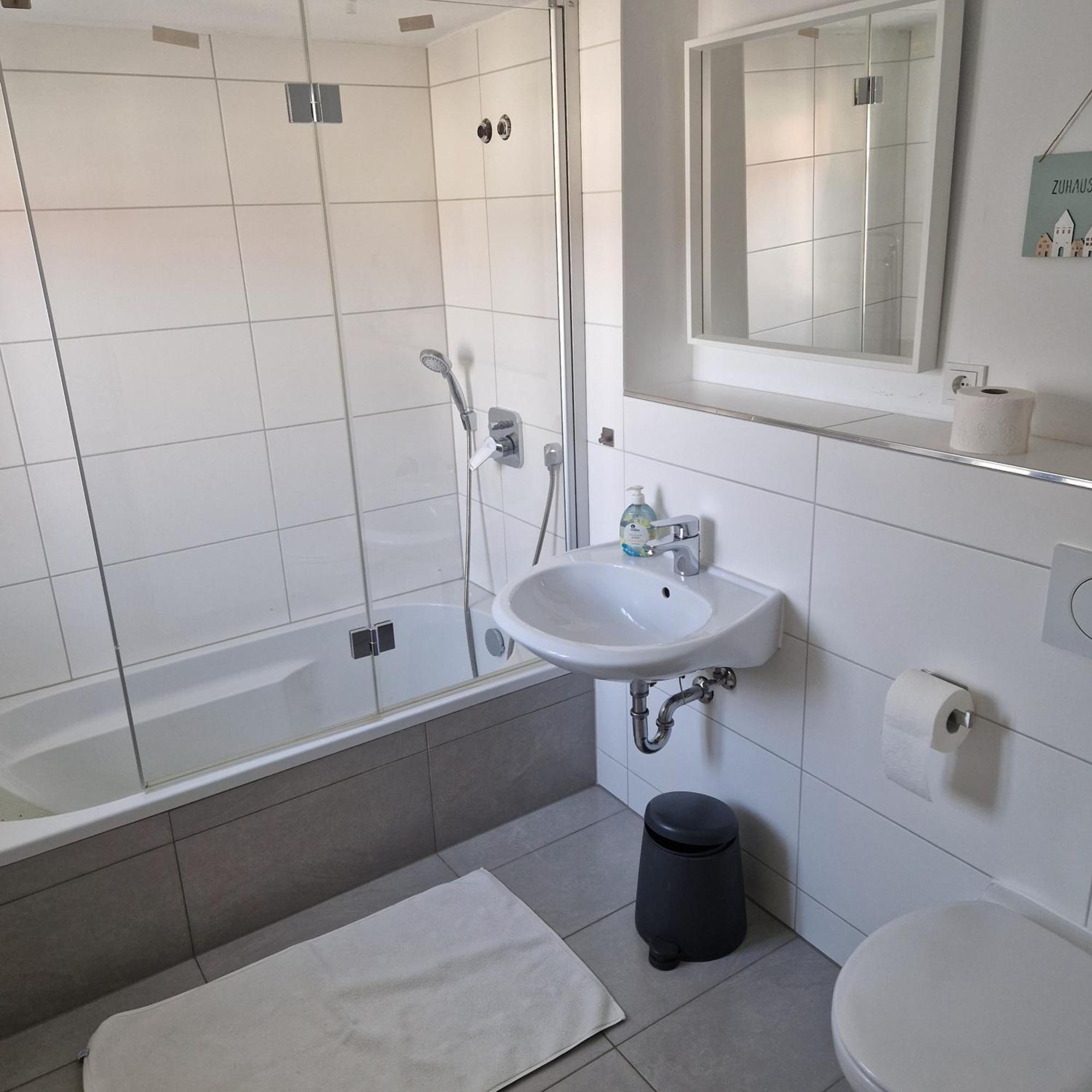 Apartments & Zimmer Kahl: Self Check-In & Furnished Comfort Kahl am Main Room photo